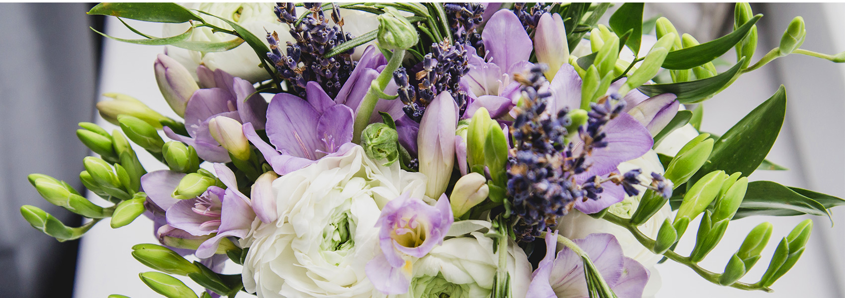 Wedding flowers from The Wild Glen Florist Ltd in Buckhaven