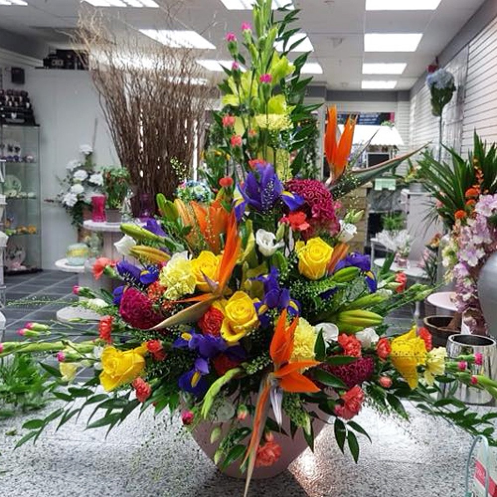 Gallery | Glenrothes Flower Delivery | Hand Delivered Flowers